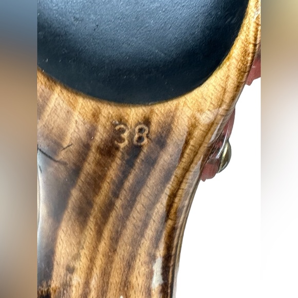 FENDI Pre-owned Mules & Clogs In Pink shoes size 38 - Picture 16 of 16